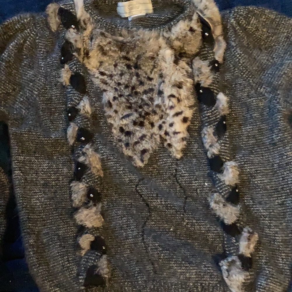 Sweater - Picture 3 of 5